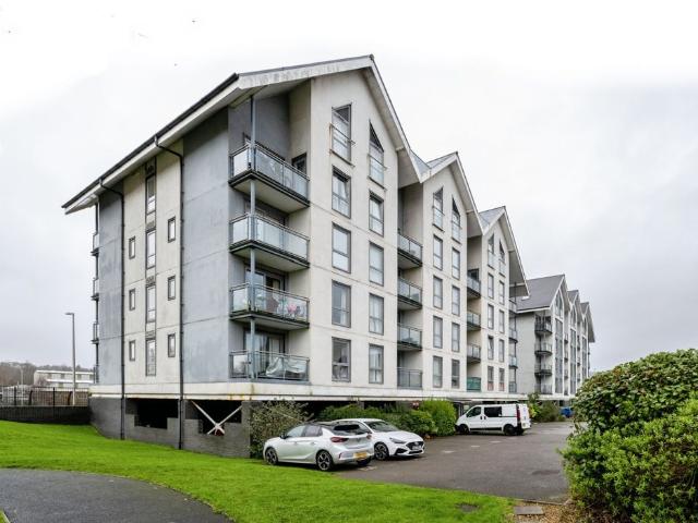 Apartment for rent in Nangreaves, Wales