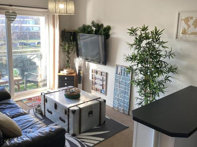 Apartment for rent in Nangreaves, Wales