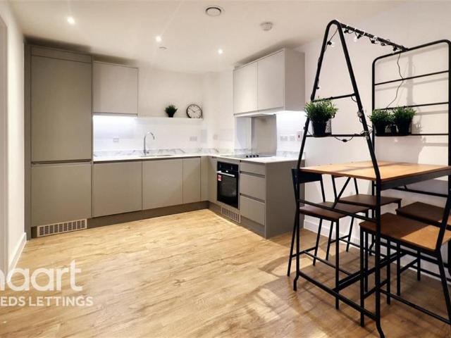 Apartment for rent in Richmond Hill, West Yorkshire