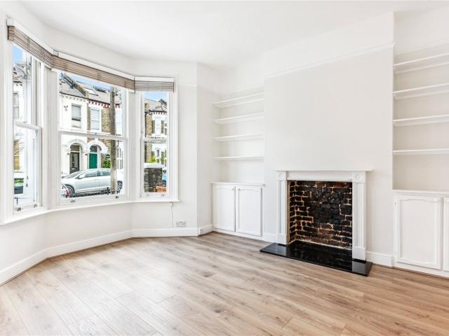 House for rent in Clapham Junction, Greater London