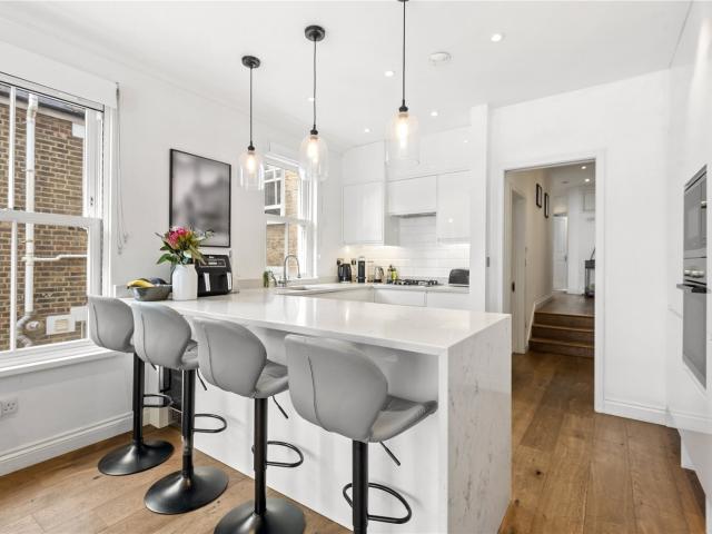 House for rent in Clapham Junction, Greater London