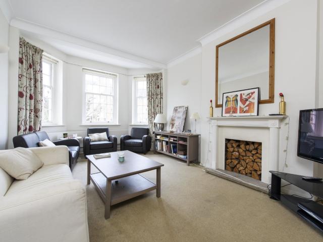 House for rent in Clapham, Greater London