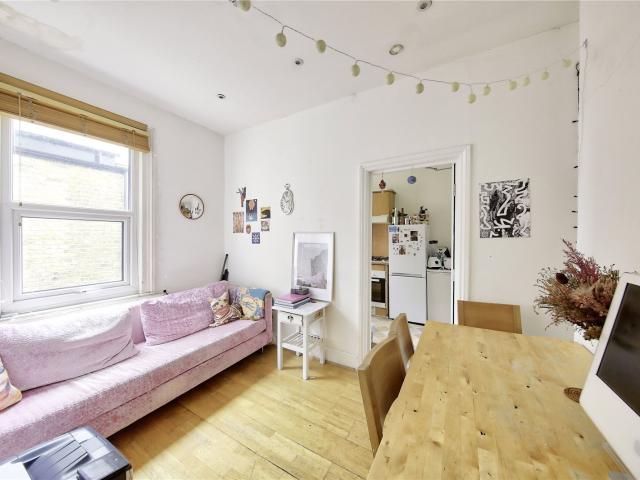Apartment for rent in Fulham, Greater London
