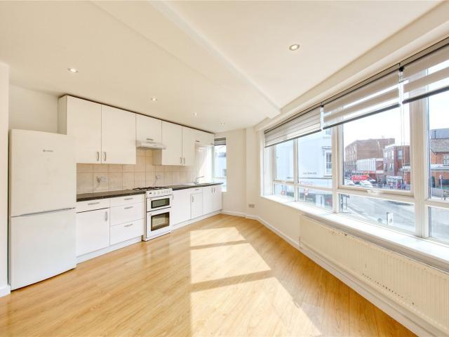 House for rent in Furzedown, Greater London
