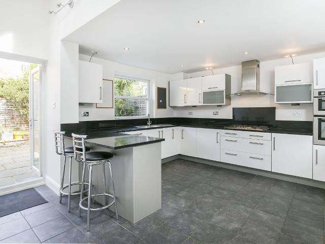 House for rent in Clapham Junction, Greater London
