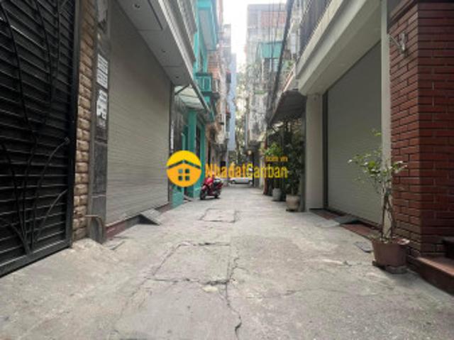 Nhà mặt phố bán