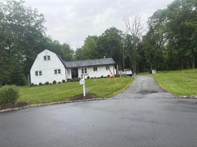 House for sale in East Hanover, New Jersey