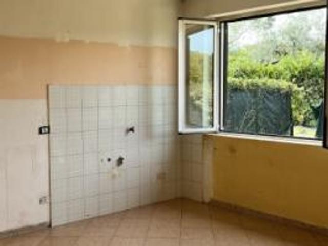 Appartamento in vendita a Scandriglia, Lazio