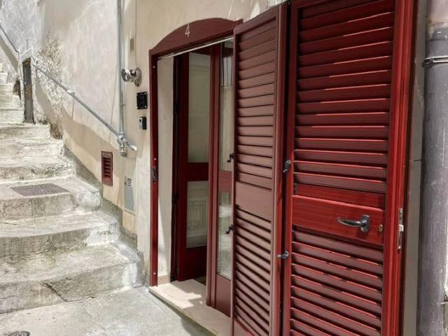 Appartamento in vendita a Junno, Puglia