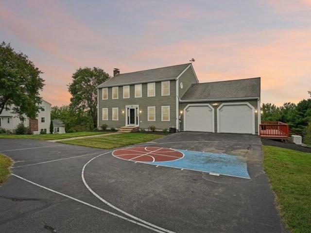 House for sale in Grand View Estates, Dudley