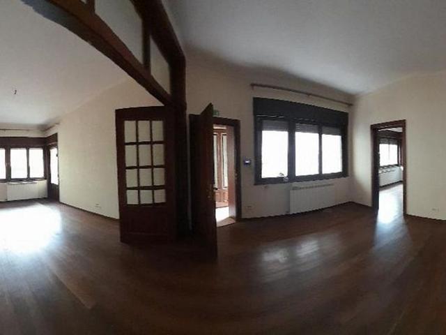 Casă închirieri în București