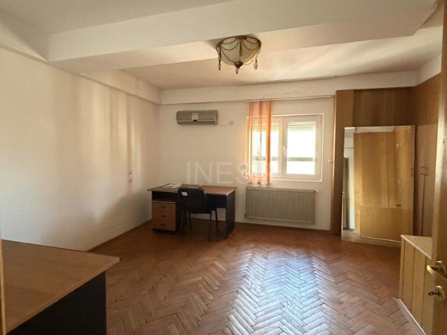 Apartament închirieri