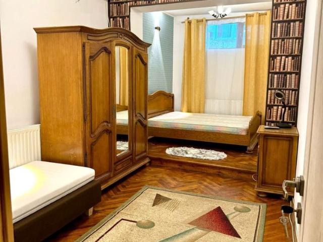 Casă închirieri în București