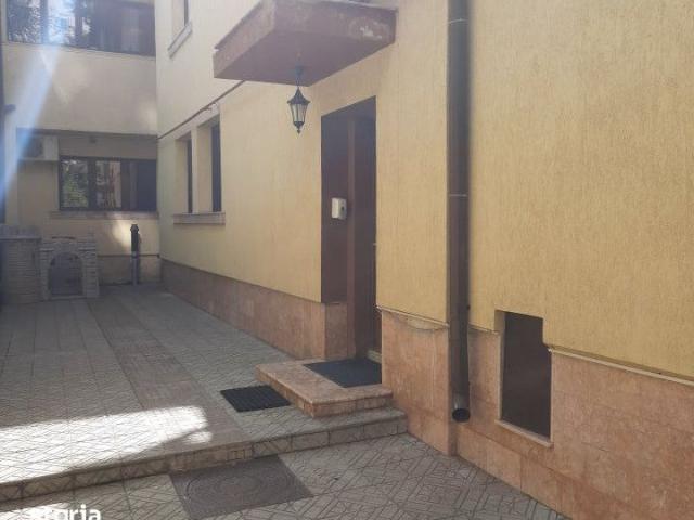 Casă închirieri în București