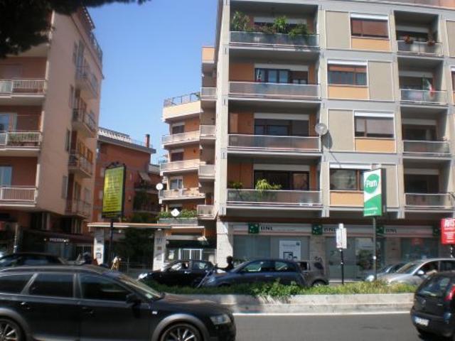 Ufficio in vendita a Municipio Roma XIII, Roma