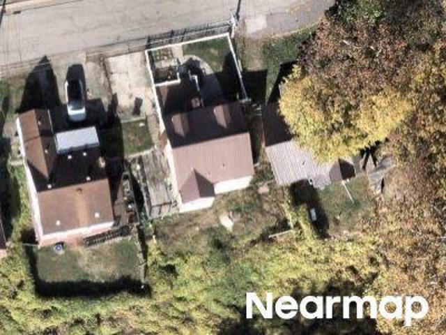 House for sale in Charleston, West Virginia