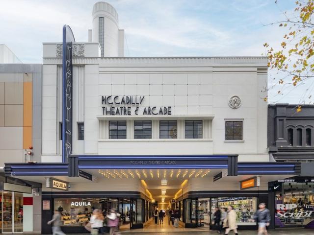 Retail for rent in Cockburn, Western Australia