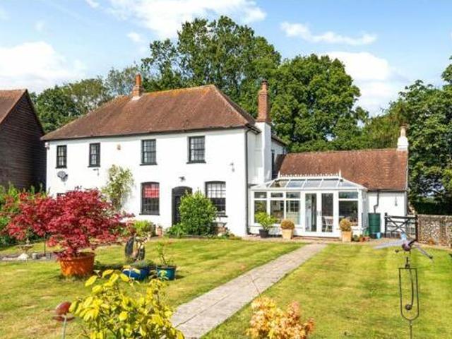House for sale in Pouchen End, Hertfordshire