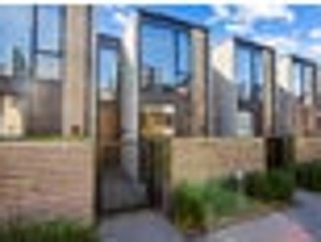 Apartment for sale in Heathcote, Canterbury