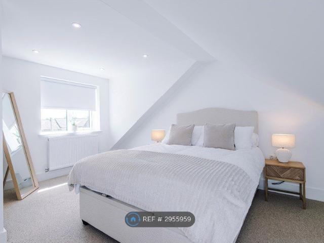 House for rent in Handforth
