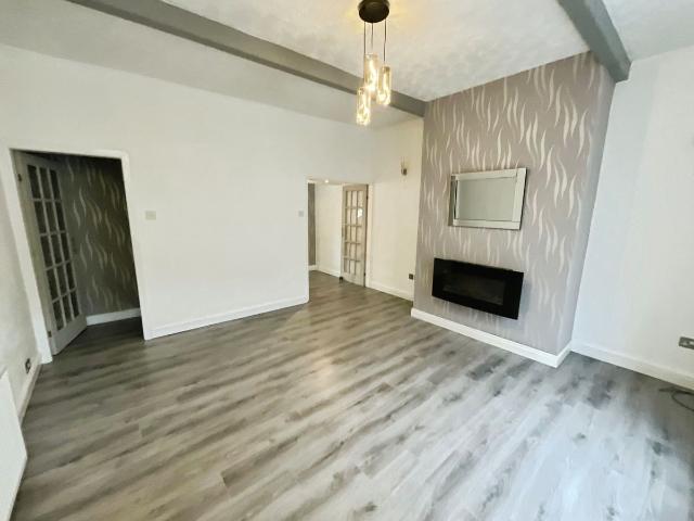 Apartment for rent in Clayton-le-Moors, Hyndburn