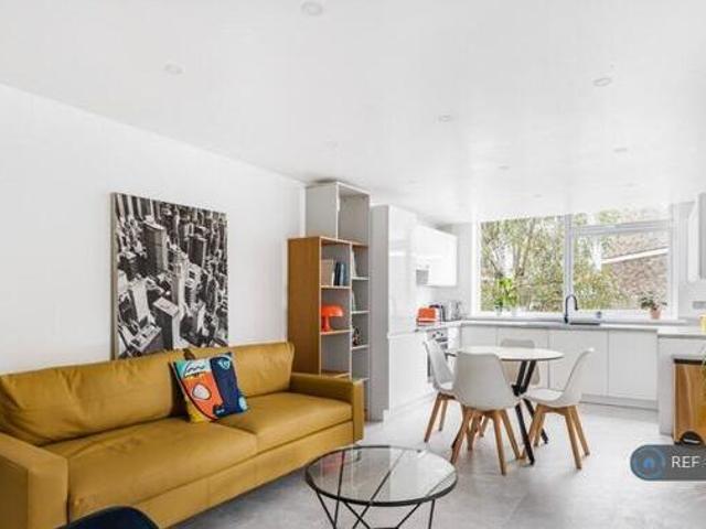 House for rent in Lyons, Greater London