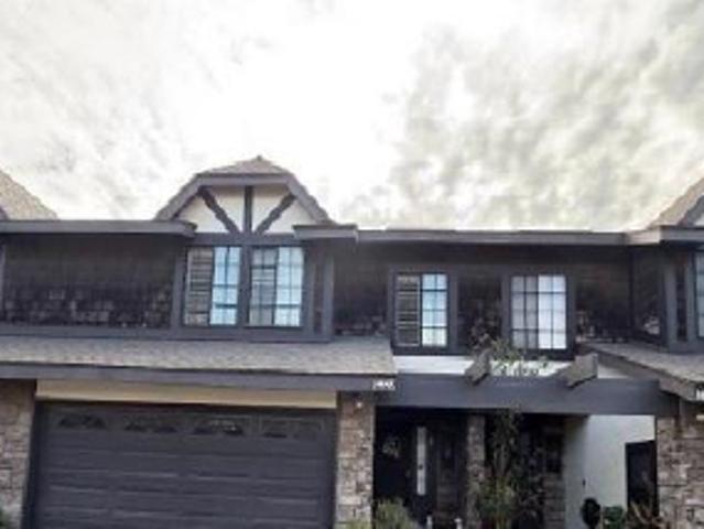 Townhouse for sale in Garden Grove, California
