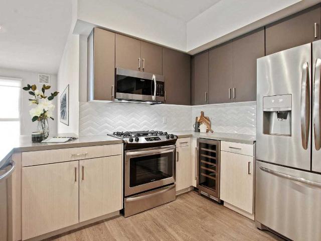 Apartment for rent in Canoga Park, California