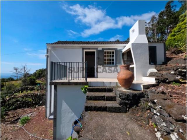 Casa venda em Açores, Madalena