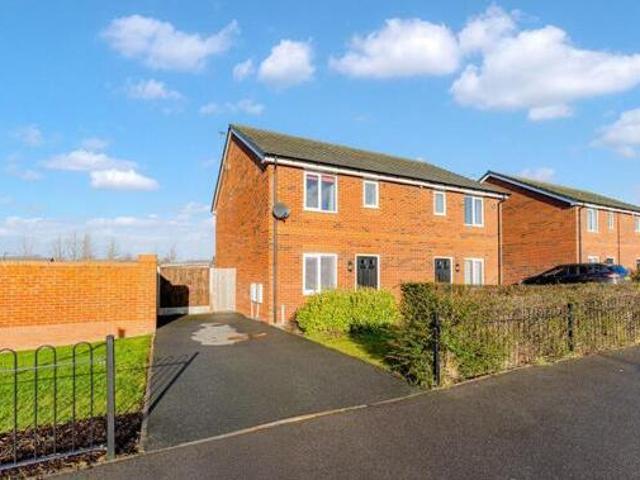 House for sale in Halton