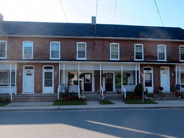 Apartment for rent in Prince Edward