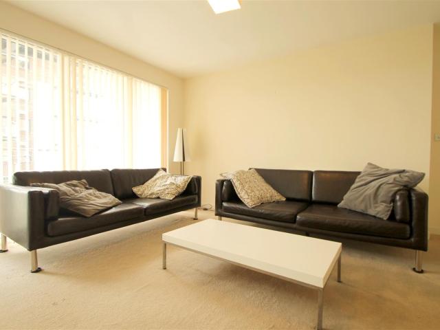 Apartment for rent in Cardiff International Sports Village, Falcon Lodge