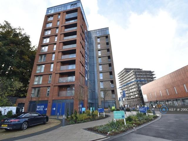Apartment for rent in Red Hill, Surrey