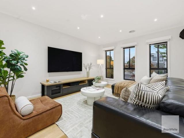 Townhouse for rent in Camerons Creek, Victoria