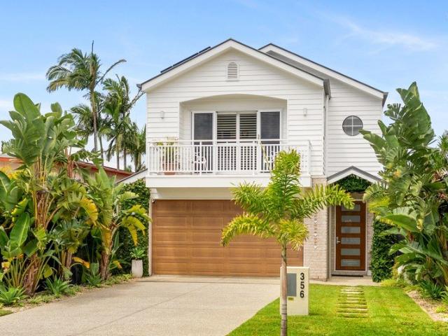 House for sale in Scarborough, Greater Brisbane