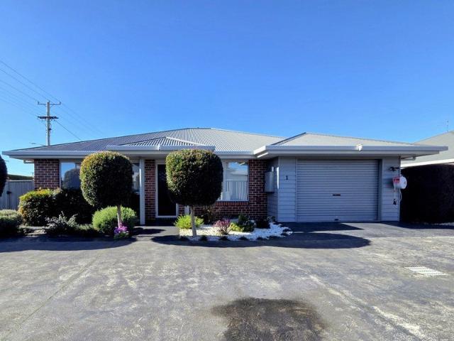 Apartment for sale in Ulverstone, Tasmania