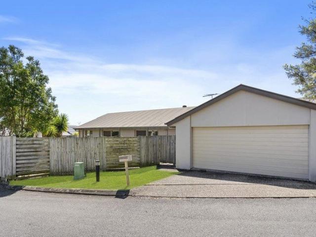 Townhouse for sale in Toombul, Queensland