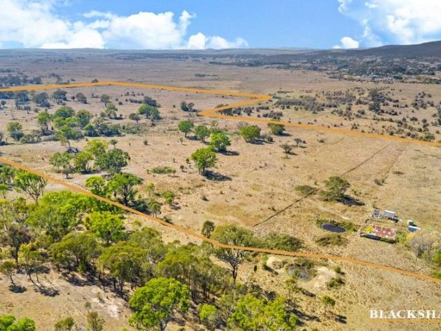 Cottage for sale in Collector