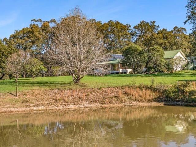 Cottage for sale in Sydney, New South Wales