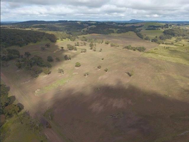 Cottage for rent in Mount Egerton, Victoria