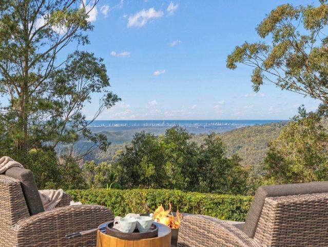 House for sale in Tamborine Mountain, Queensland