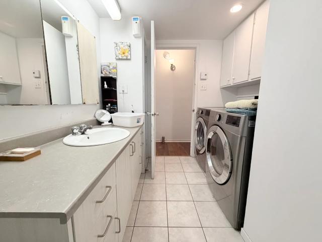 Apartment for rent in Sainte-Foy–Sillery–Cap-Rouge, Québec