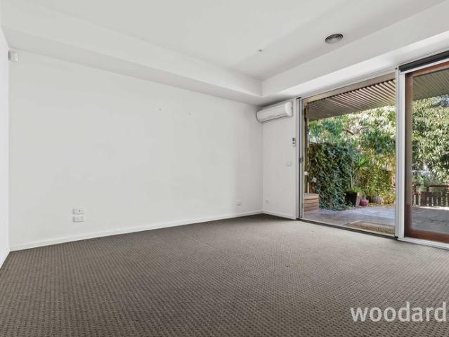 Townhouse for rent in Camerons Creek, Victoria