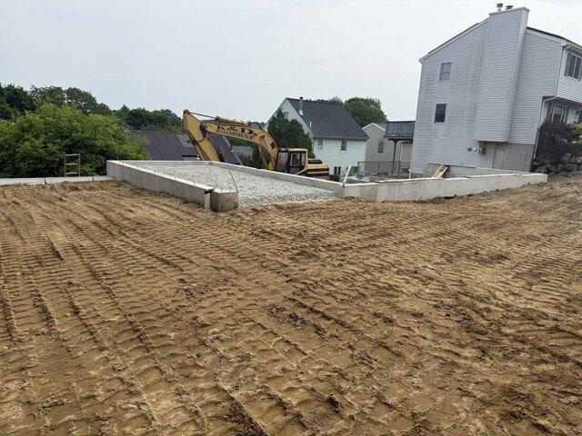 Land for sale in Waltham