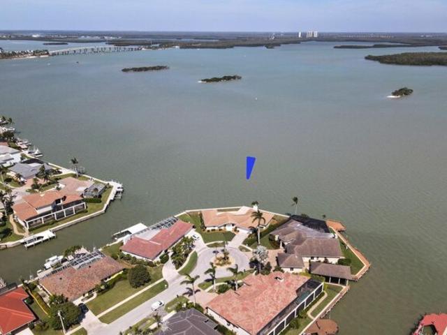 House for sale in Marco Island