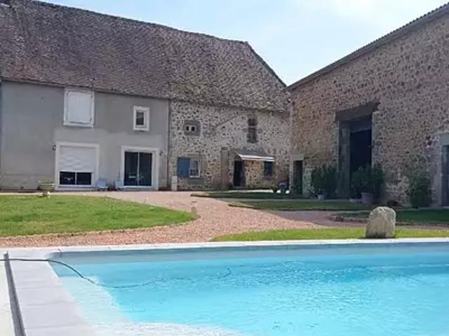 Maison vente à Nontron, Piégut-pluviers