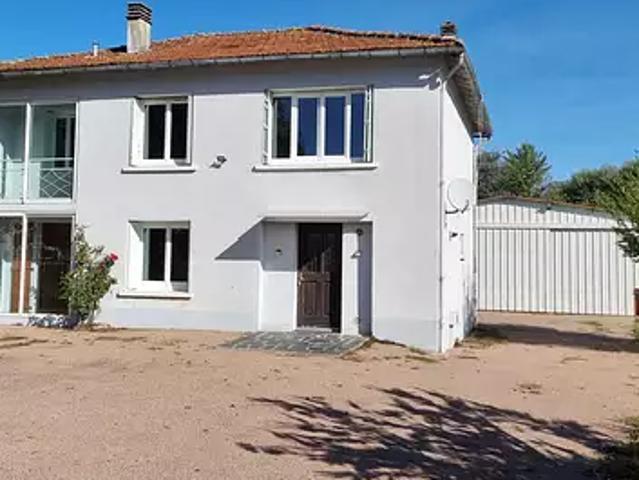 Maison vente à Nontron, Piégut-pluviers