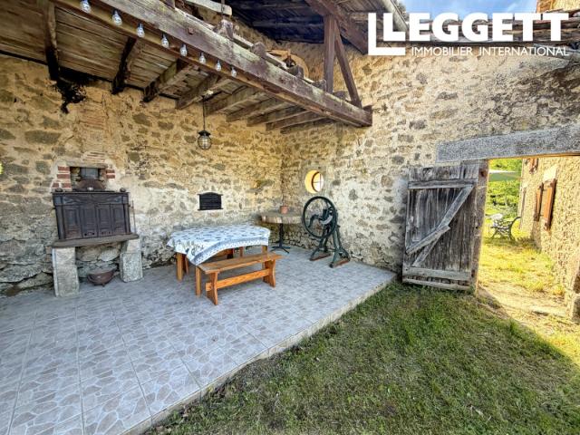 Maison vente à Nontron, Piégut-pluviers
