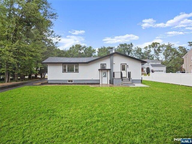 House for sale in Fairfield, New Jersey