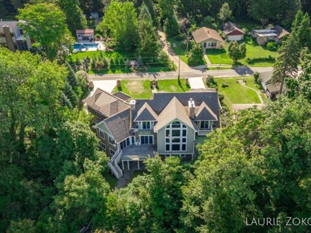 House for sale in Coloma